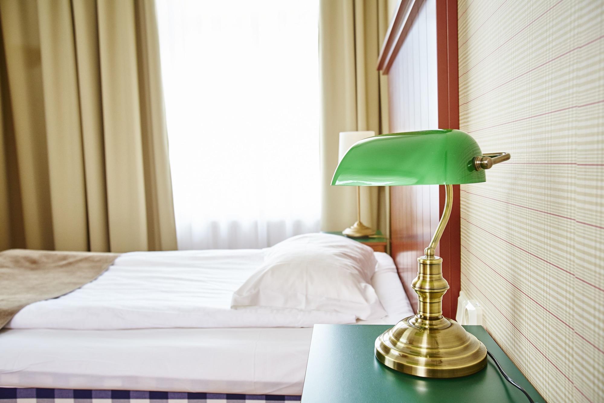 Hotel Bishops Arms Koeping Zewnętrze zdjęcie