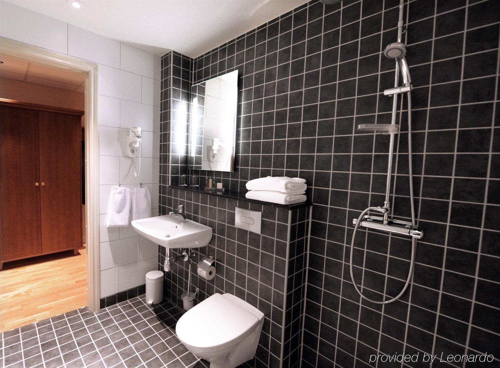 Hotel Bishops Arms Koeping Zewnętrze zdjęcie