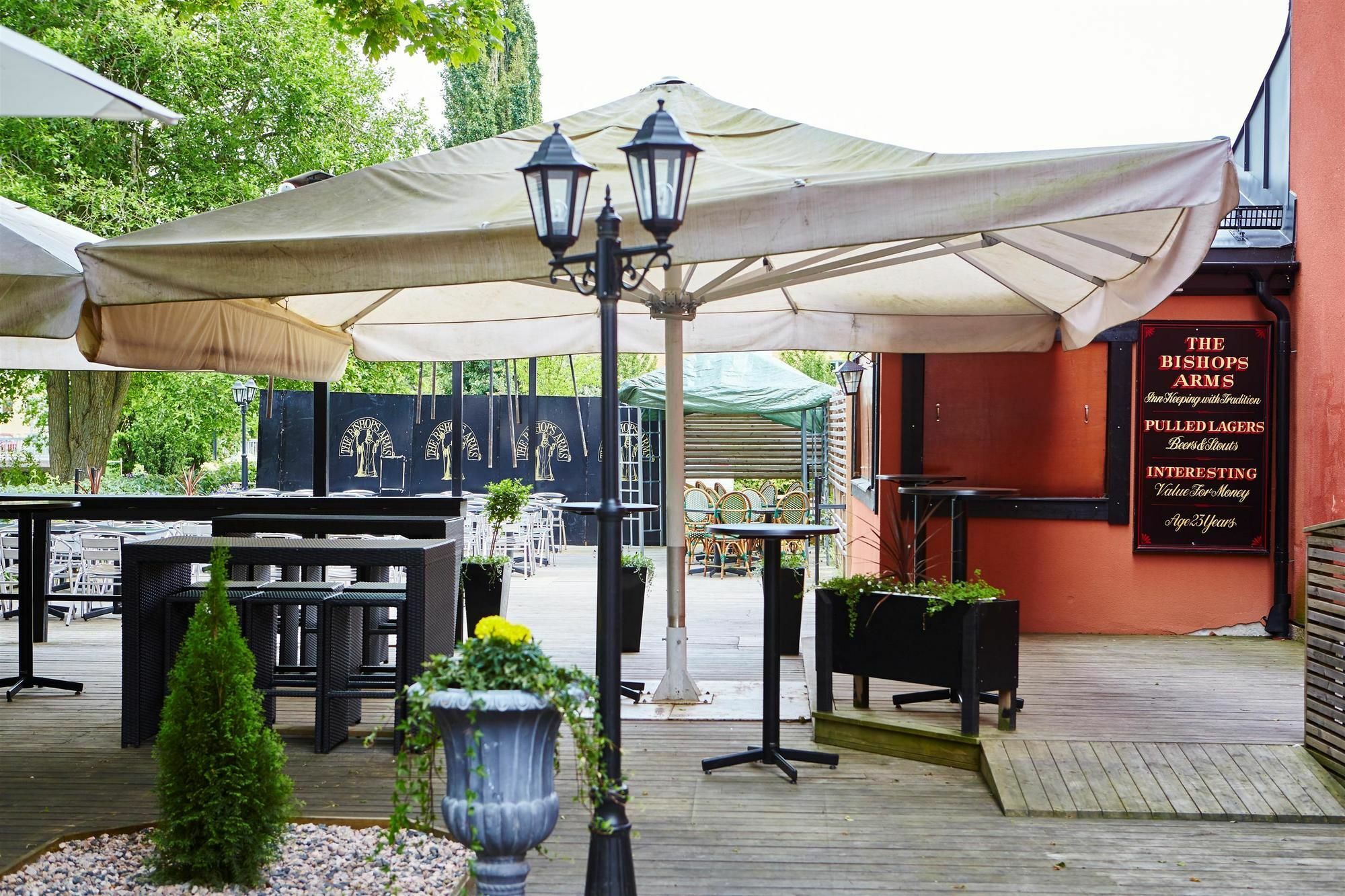 Hotel Bishops Arms Koeping Zewnętrze zdjęcie